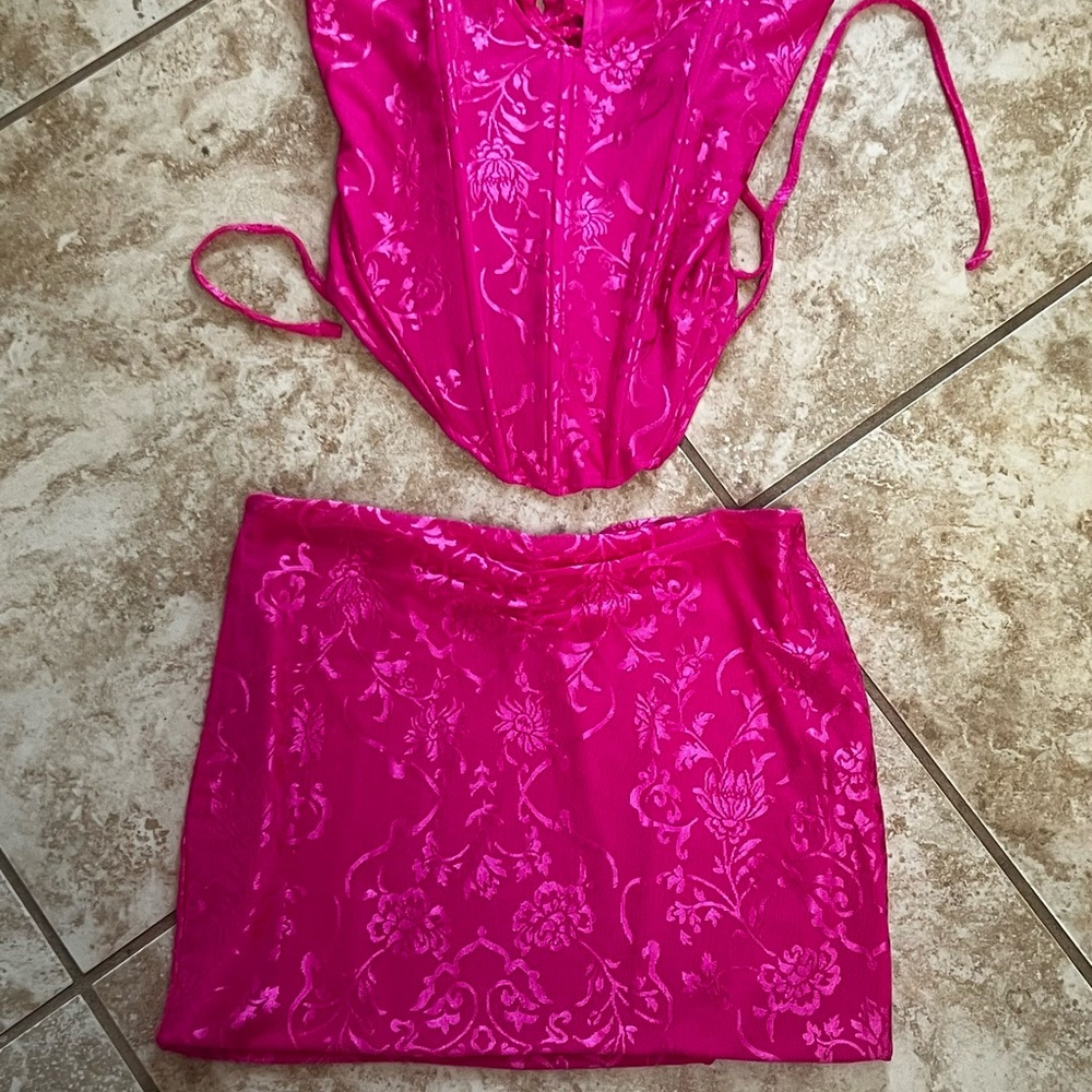 NEW: 2 piece hot pink lace corset back dress/skirt & top-Small - Picture 2 of 3